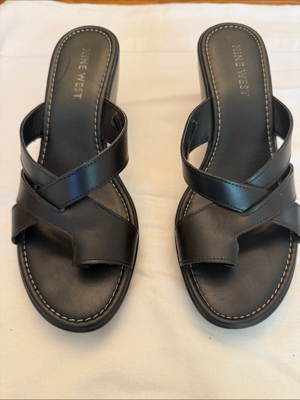 Nine West Black Leather Crisscross Slide Mules 8.0